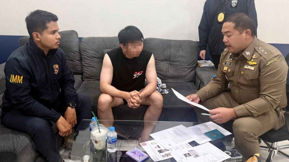 Pria Indonesia Buron Interpol Ditangkap di Thailand, Dalang Love Scam Berujung Investasi Bodong Kripto