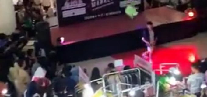 Viral Emak-emak Lempar Kursi ke Peserta Lomba Dance di Kota Makassar