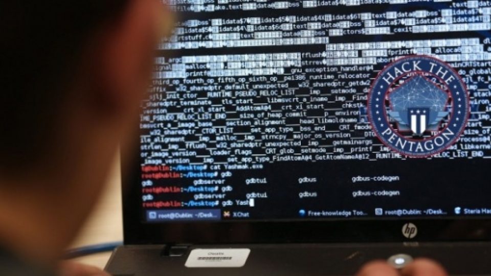 Amerika Hadiahi Hacker yang Bisa Bobol Pentagon Rp 197 Miliar