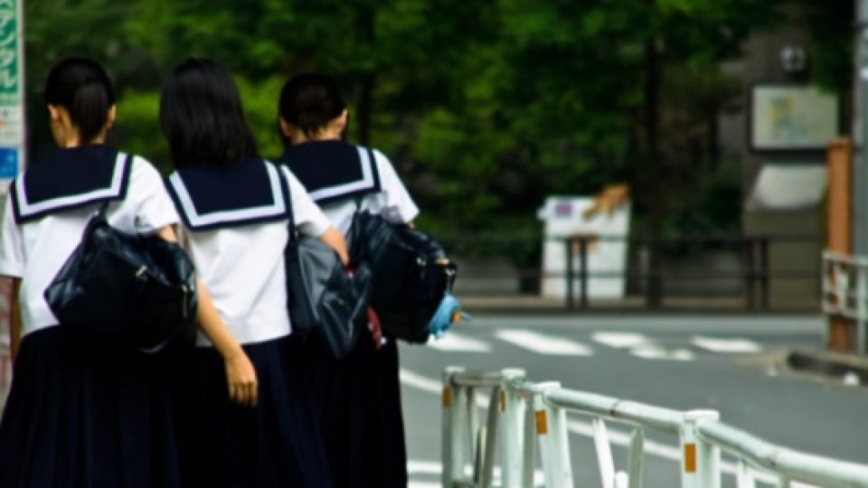 Seorang Pria di Jepang Menyambangi Gadis SMA di Jalan dan Mengaku Sebagai 'Suaminya di kehidupan Sebelumnya'