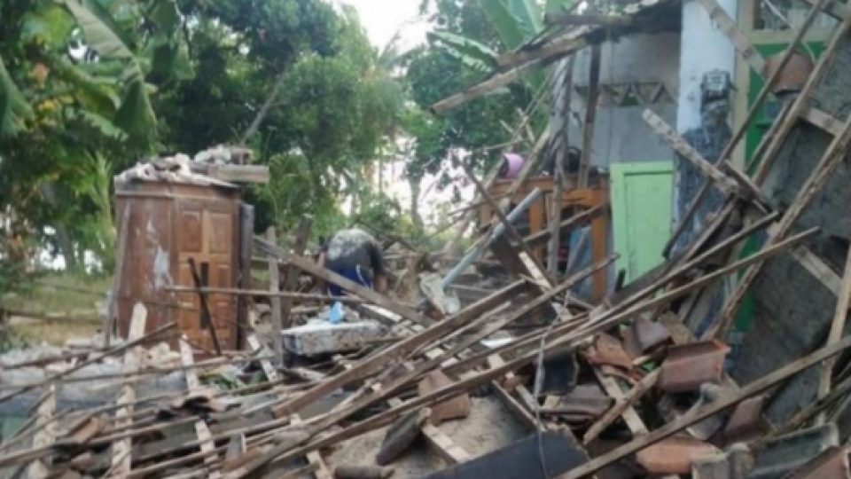 Lombok Diguncang Gempa 6,4 Skala Richter, 14 Tewas, Ribuan Rumah Rusak. Tidak Berpotensi Tsunami