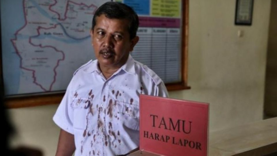 Anak Ditegur, Orang Tua Pukuli Guru di Makassar