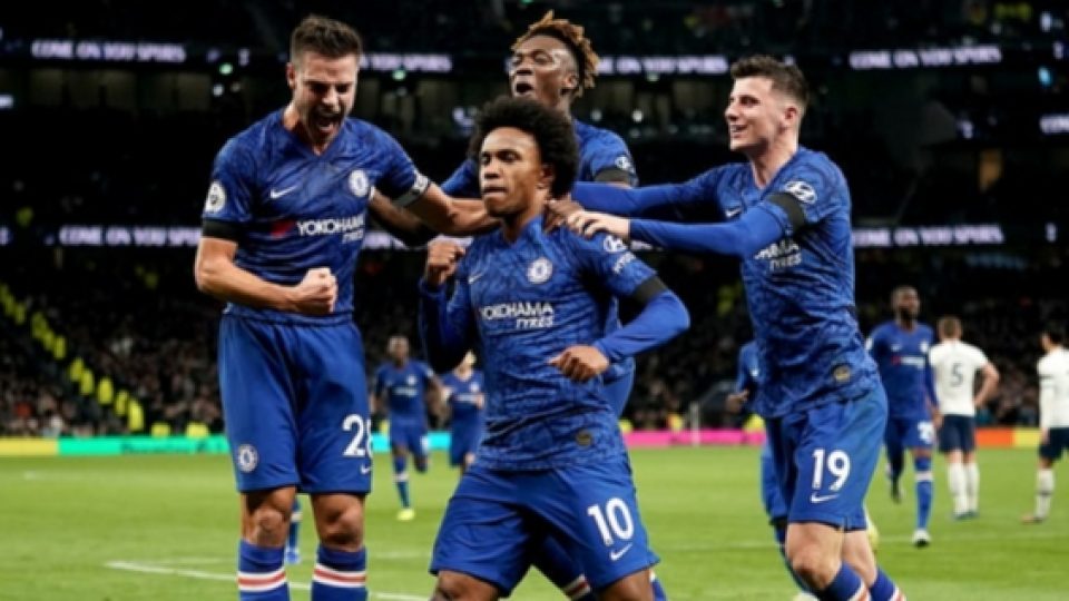 Sepakbola: Juve Gagal Juara Piala Super Italia, MU Dilibas Watford, Chelsea Permalukan Jose Mourinho