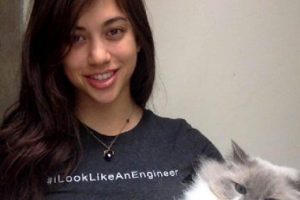 Dianggap Militan ISIS, Facebook Tega Blokir Akun Wanita Ini