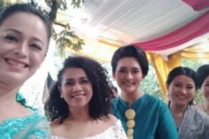 Netizen Kecolongan, Video Emak-emak berebut Rendang yang Viral Ternyata Syuting Iklan