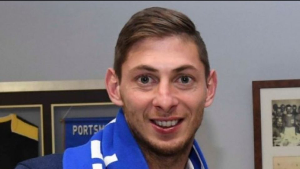 Pemain Baru Cardiff City Emiliano Sala Terlibat Kecelakaan Pesawat dan Sampai Sekarang Masih Belum Ditemukan
