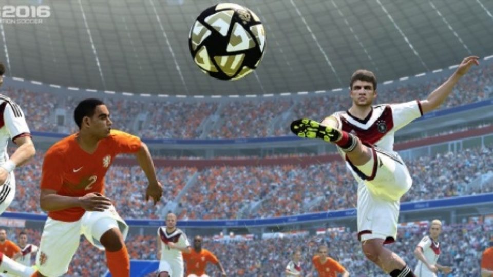 Dapatkan Versi Gratis PES 2016 Bulan Desember 2015!