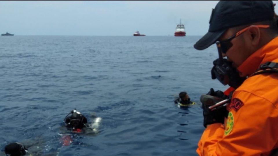 Tragedi Jatuhnya Pesawat Lion Air JT-610: Sinyal Kotak Hitam telah Terdeteksi