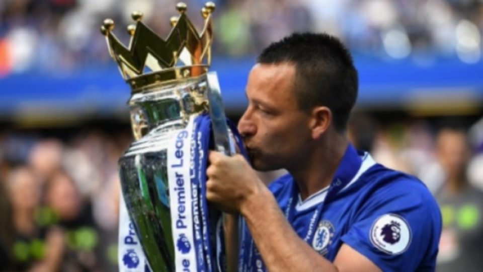 Eks Kapten Chelsea & Timnas Inggris John Terry Resmi Gantung Sepatu