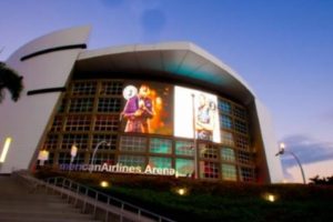Dilema Miami Heat, Ketika Hak Penggunaan Nama Stadionnya Ditawar Perusahaan Film Porno. Uang Atau Muka?