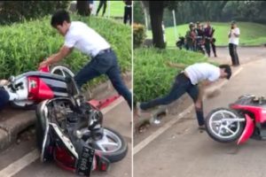 Pemuda Ini Nekad Menghancurkan Motornya Karena Ditilang Dan Membakar STNK Motor Tersebut