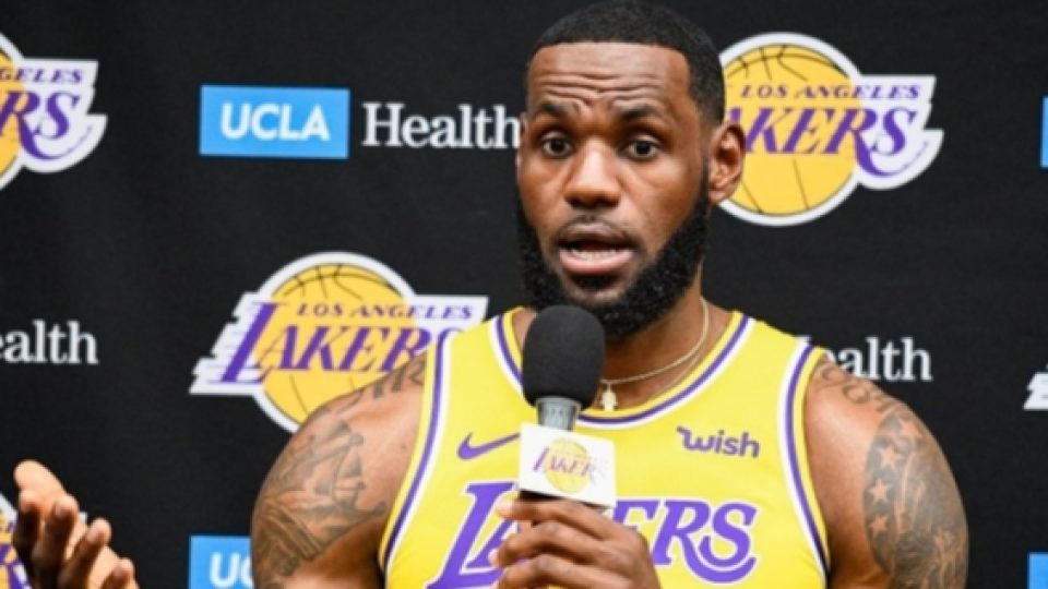 Superstar NBA LeBron James Dikritik dan Disebut Tunduk Kepada China Setelah Menyebut Morey 'Kurang Terdidik'