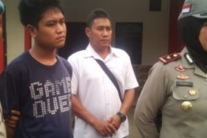 Merasa Nasibmu Sial? Pemuda Ini Ditangkap Karena Jual Motor Curian Kepada Pemilik Aslinya
