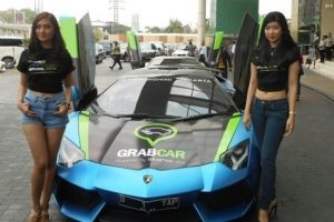 GrabCar Tawarkan Tumpangan Gratis Lamborghini Di Jakarta