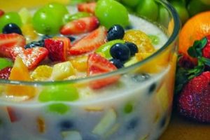 6 Hidangan Paling Populer Saat Berbuka Puasa