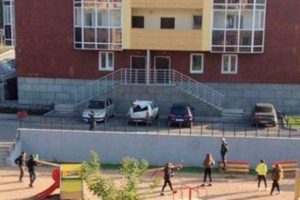 Ingin Kesankan Gadis, Remaja Ini Nekat Terjun Dari Lantai 23