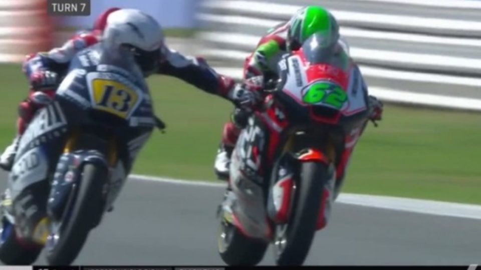 Insiden 'Pegang Rem Lawan' Pada Balap Moto2 San Marino Berujung Pemecatan Bagi Sang Rider