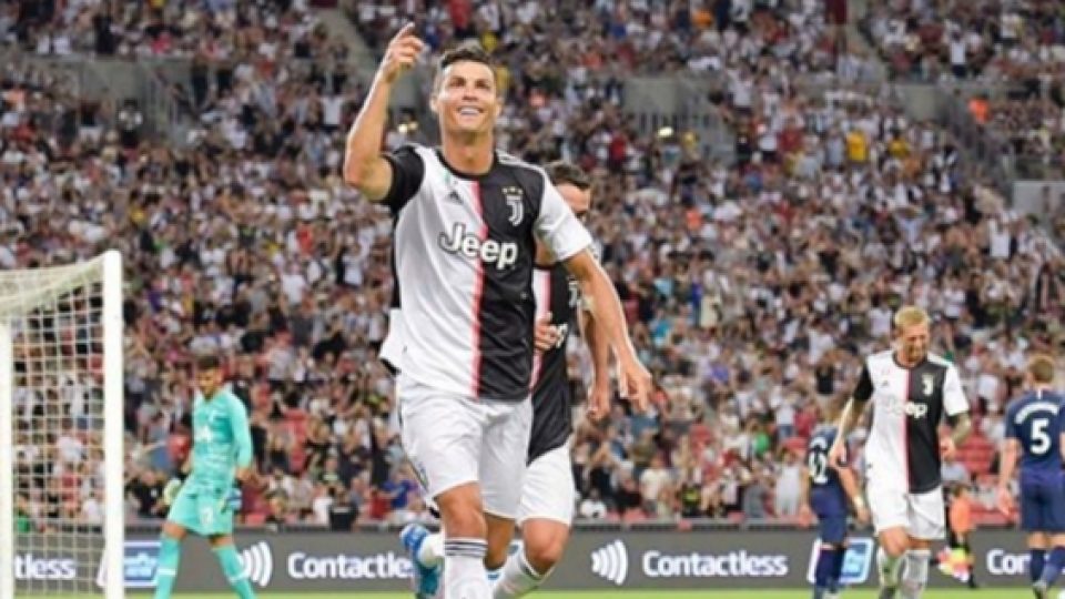 Dibayar Rp 13,6 Miliar Sekali Promosi, Cristiano Ronaldo Jadi Atlet Dengan Bayaran Tertinggi di Instagram