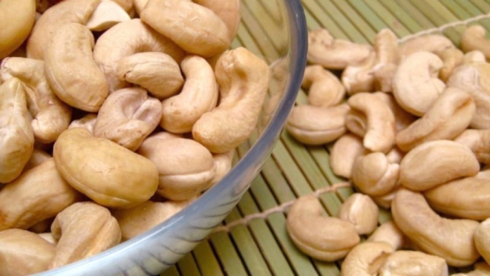 Manfaat Kacang Mete Bagi Kesehatan Tubuh