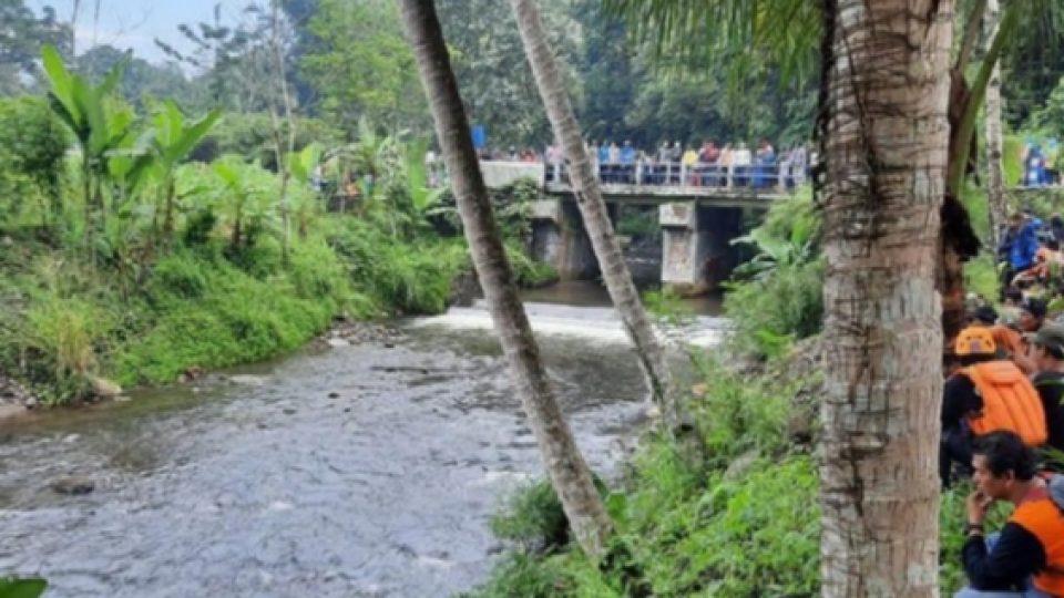 Kegiatan Pramuka Susur Sungai SMPN 1 Turi di Sleman Telan Korban 10 Siswi. Pembina Pramuka Ditahan Polisi