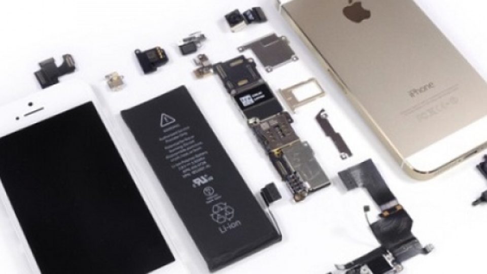 Harga Pembuatan iPhone SE Ternyata Murah Banget! Mau Tahu Berapa?