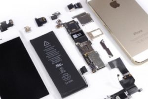 Harga Pembuatan iPhone SE Ternyata Murah Banget! Mau Tahu Berapa?