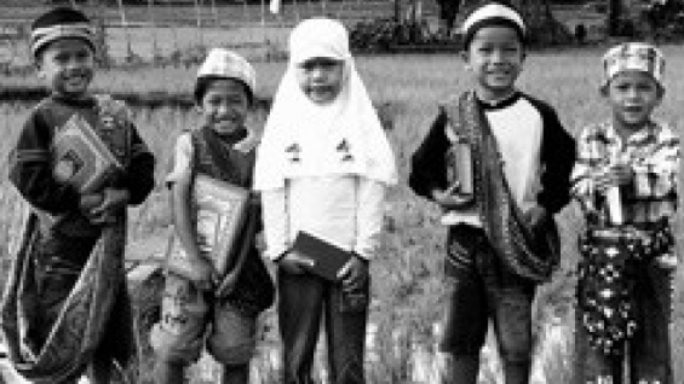 Momen Ramadhan Era 90-an yang Mulai Memudar
