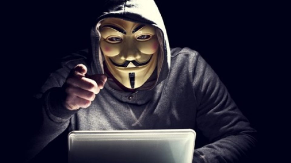 Tidak Mau Diintai Hacker, Jauhilah Tempat-tempat Ini!