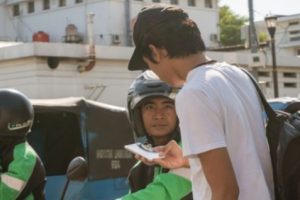 Pelaku Bom Bunuh Diri Polrestabes Medan Mengenakan Atribut Ojek Online