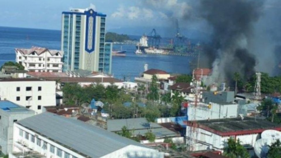 Jayapura Mencekam, Dari Demo Berujung Pembakaran Hingga Akses Komunikasi Terputus