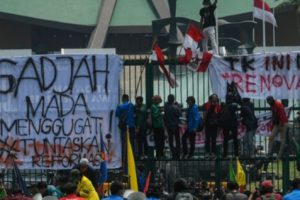 Ini Dia RUU yang Disahkan, Ditunda, Serta Tuntutan Mahasiswa yang Belum Dipenuhi