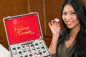 Patung Lilin Anggun C. Sasmi Hadir di Madame Tussauds