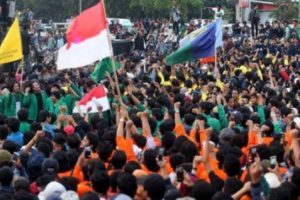 Mahasiswa Kembali Gelar Demo di DPR, Ini Dia Tuntutan-Tuntutan Mereka