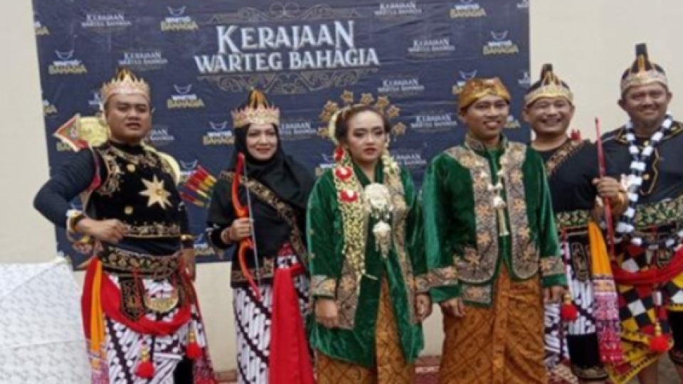 Tak Mau Ketinggalan, Kerajaan Warteg Bahagia Muncul di Depok