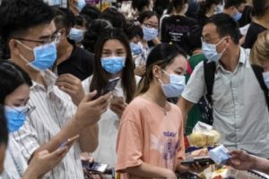 Pemerintah China Sarankan Warga Timbun Kebutuhan Pokok, Warganya pun Panic Buying