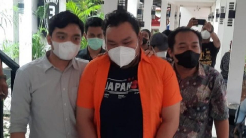 Komika Fico Fachriza Ditangkap Polisi Karena Dugaan Penyalahgunaan Narkoba