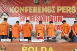 Polisi Gerebek Pesta Gay Berkedok 'Kumpul Pemuda Rayakan Kemerdekaan' di Jaksel