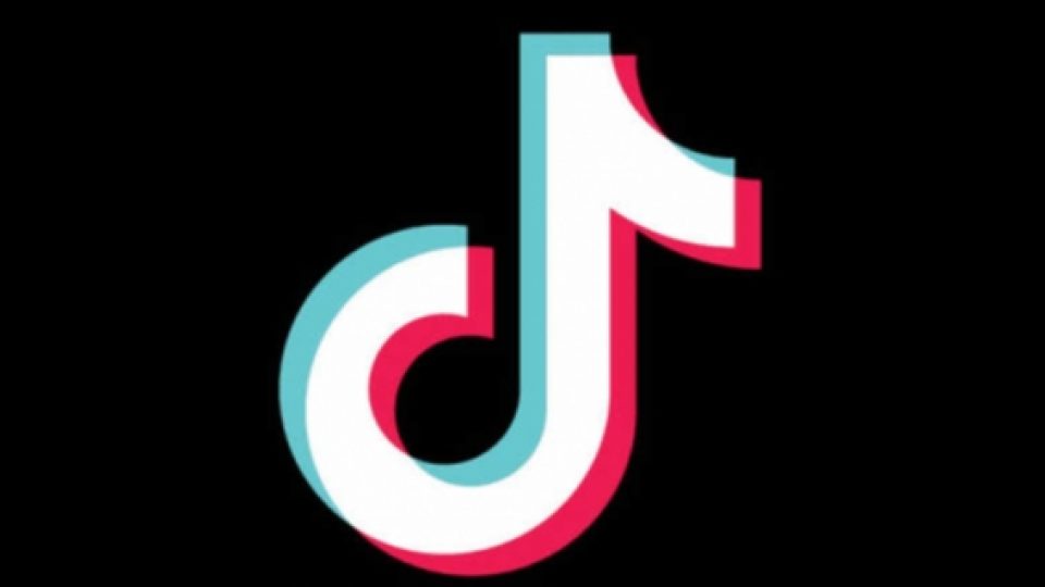 Ibu Ini Berbagi Kisah Anaknya yang Nyaris Tewas Karena Video di TikTok, Peringatan Kepada Para Orangtua
