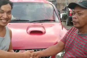 Pengusaha di Sulsel Ini Jual Mobilnya Untuk Dibelikan Masker yang Kemudian Dibagikan ke Masyarakat