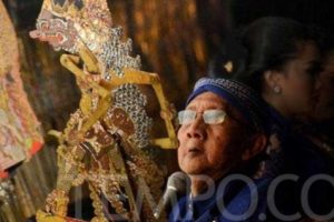 Dalang Kondang Ki Manteb Sudharsono Meninggal Dunia Jumat Pagi Ini