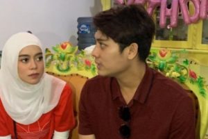 Ironis, Rizky Billar-Lesti Kejora Raih Penghargaan 'Best Couple' di Tengah Prahara KDRT dan Perselingkuhan