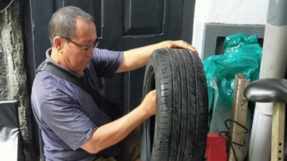 Ini Pengakuan Pemilik Bengkel Tambal Ban yang Viral Karena Kuintansi Rp 600 Ribu