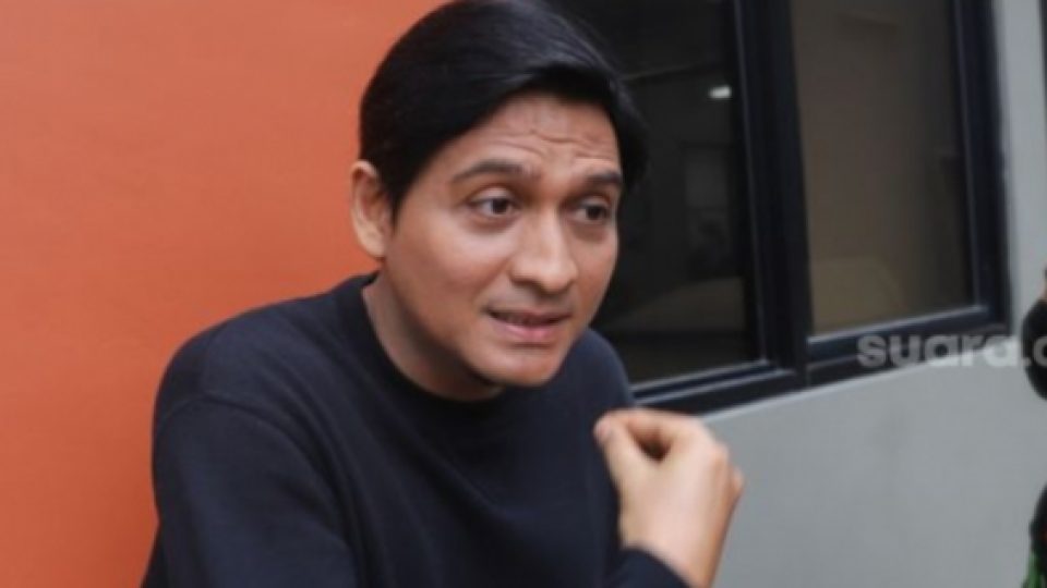 Dituduh Selalu Mangkir Rapat Paripurna DRPD Indramayu, Artis Lucky Hakim Tantang 50 Anggota DPRD Adu Debat Terbuka
