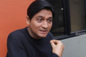 Dituduh Selalu Mangkir Rapat Paripurna DRPD Indramayu, Artis Lucky Hakim Tantang 50 Anggota DPRD Adu Debat Terbuka