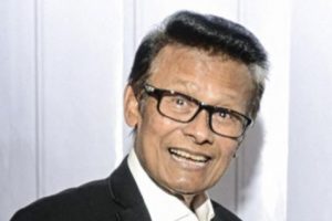 Penyanyi Senior dan Pembawa Acara Koes Hendratmo Meninggal Dunia di Usia 79 Tahun