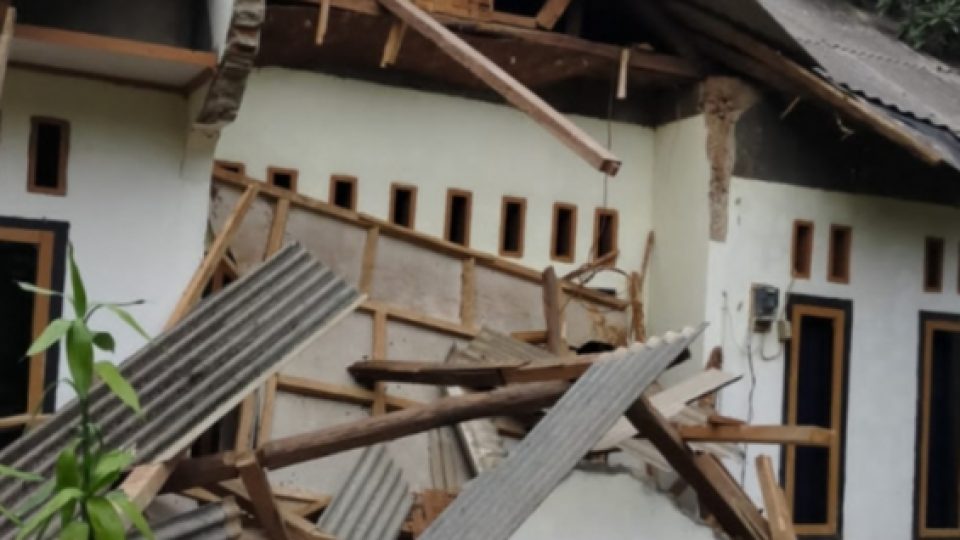 Gempa 6,6 M Guncang Banten Pada Jumat 14 Januari 2022, Mengakibatkan Ratusan Bangunan Rusak