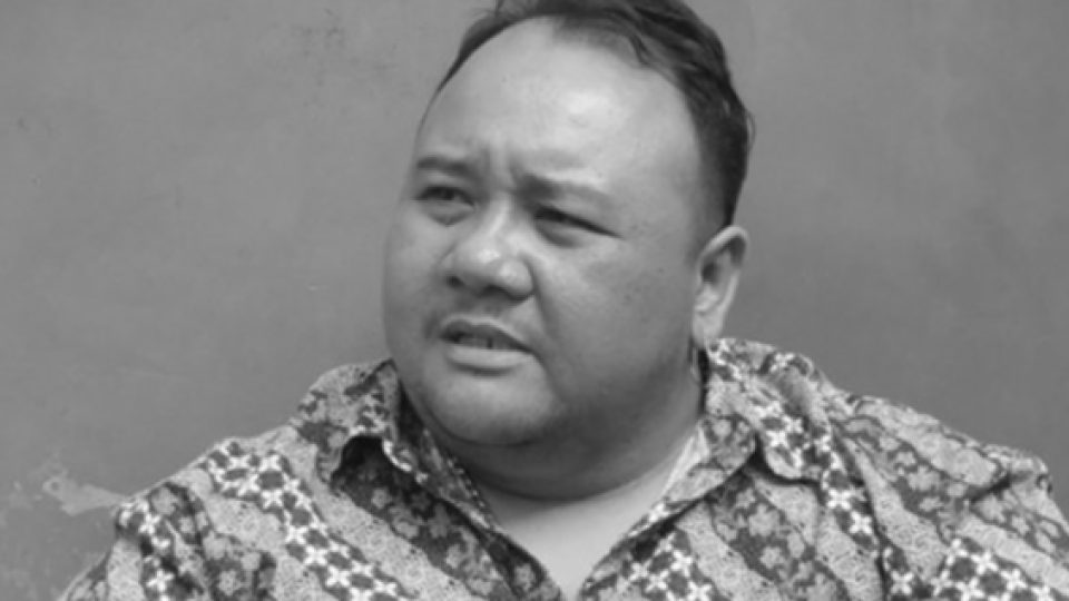Artis Rony Dozer Meninggal Dunia, Ditemukan di Teras Rumah Dalam Keadaan Tak Bernyawa