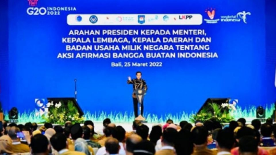 Kesal Banyak Kementerian Masih Pakai Produk Impor, Presiden Jokowi Singgung Reshuffle Kabinet