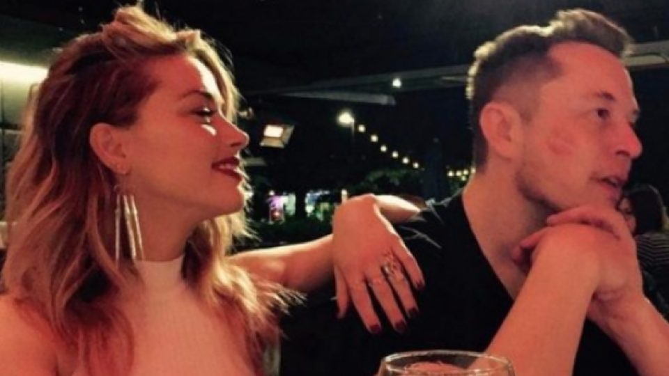 Amber Heard Dicurigai Pernah Selingkuh dengan Elon Musk Saat Masih Berstatus Istri Johnny Depp
