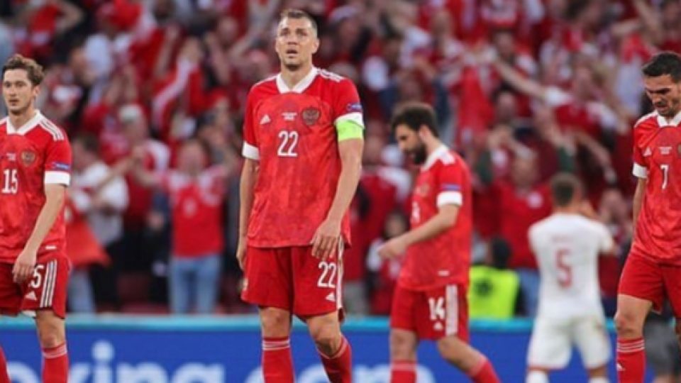 Timnas dan Klub-klub Rusia Dilarang Tampil di Seluruh Kompetisi FIFA dan UEFA Setelah Rusia Invasi Ukraina